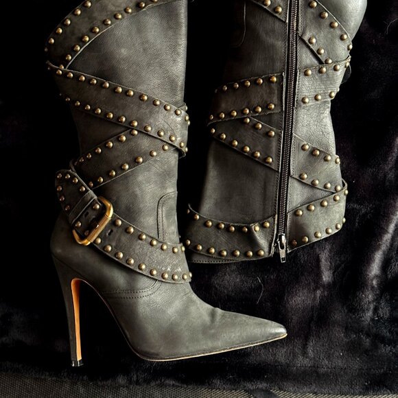 Stunning Manolo Blahnik Studded Grey Suede Boots Size 7 - Picture 1 of 5